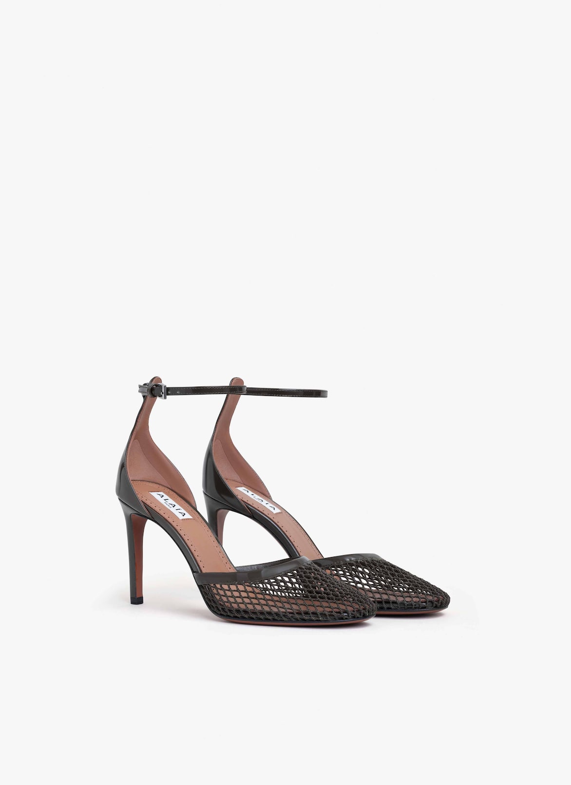 ESCARPINS EN RÉSILLE ALAÏA KAKI ESCARPINS EN RÉSILLE